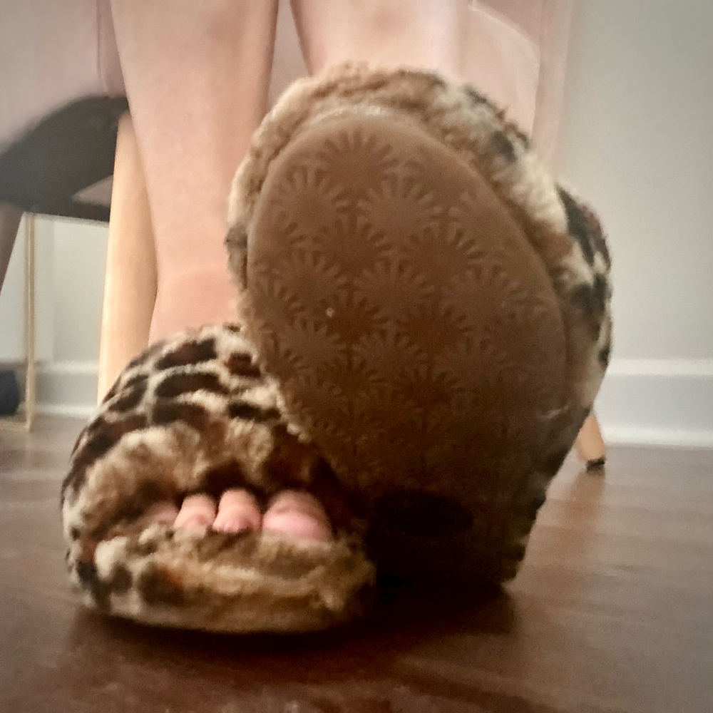 ON HOLD Fluff Yeah 🐆✨ Leopard Print - Picture 15 of 16